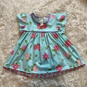 Matilda Jane -New without tags - Apple print tunic - Size 4